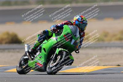 media/Oct-08-2022-SoCal Trackdays (Sat) [[1fc3beec89]]/Turn 14 (1050am)/